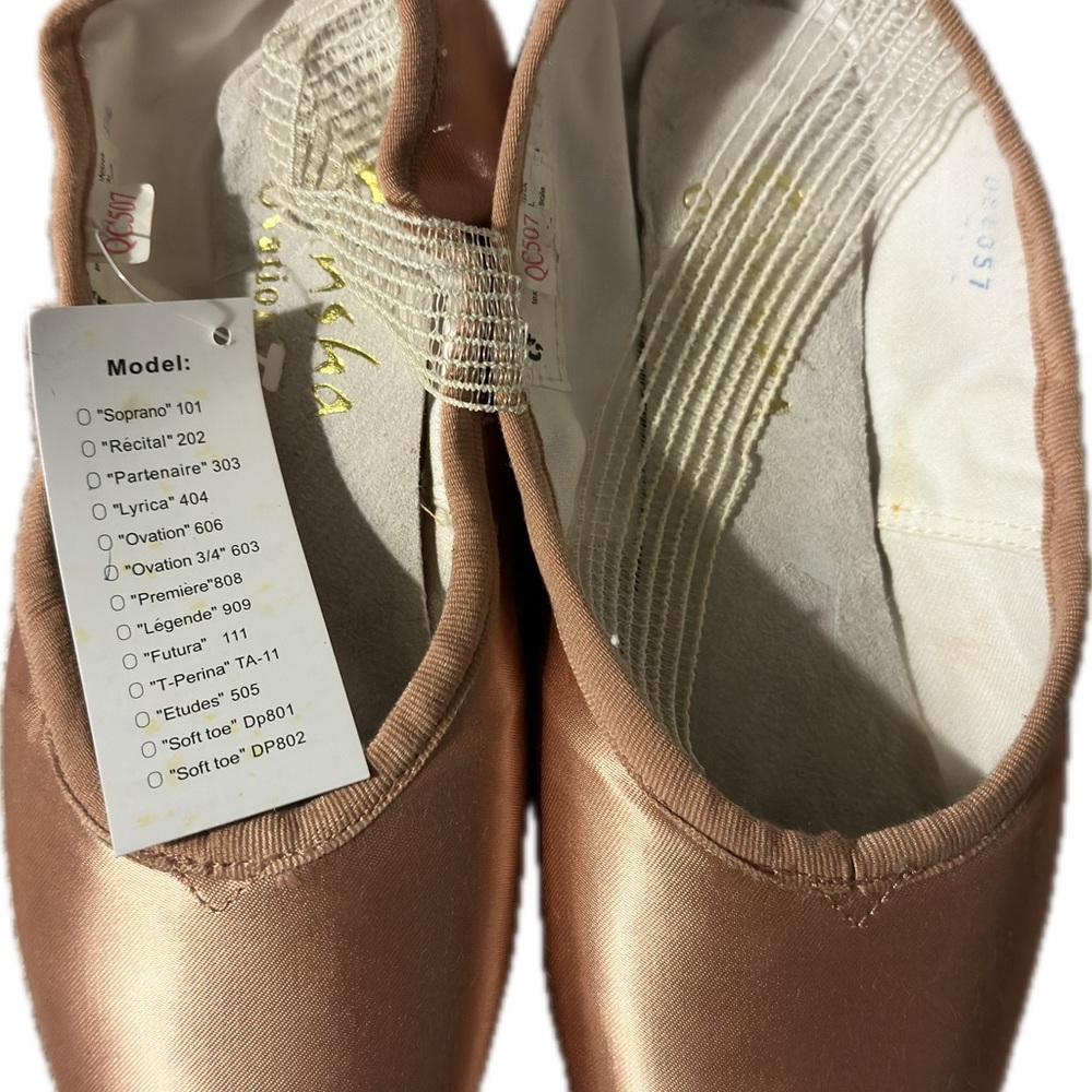Sansha pointe Ballet/Dance shoes 603 OVATION 3/4